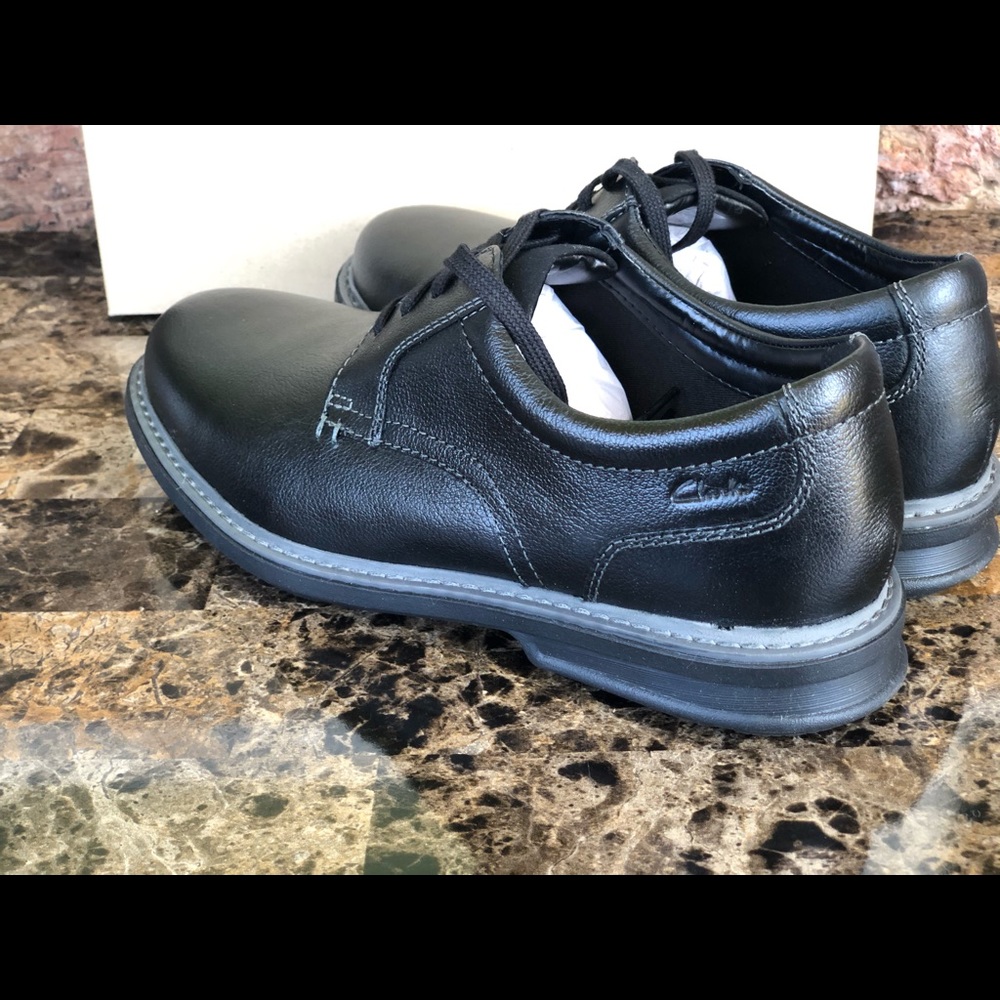 Brand new men Clarks black leather casual oxford - Picture 6 of 14